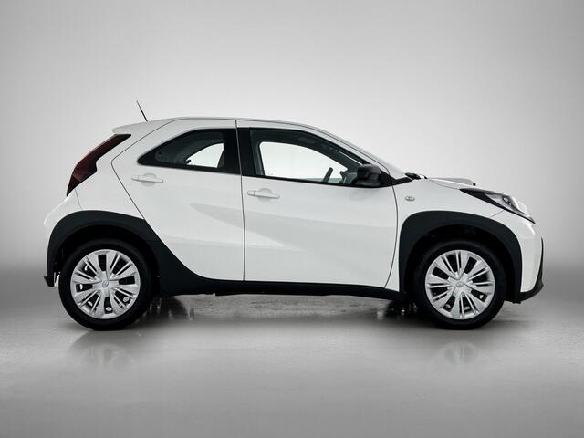 Toyota AYGO X 1.0 VVT-i MT Play