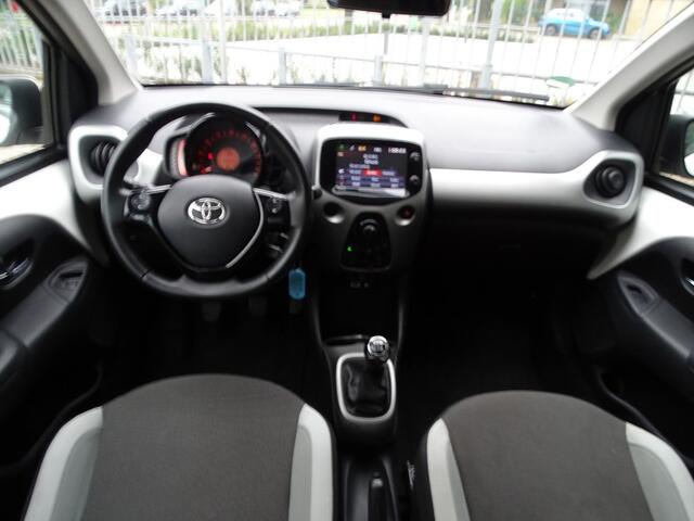 Toyota AYGO 1.0 VVT-I X-PLAY Airco Camera Apple Carplay