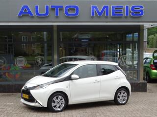 toyota-aygo-1.0-vvt-i-x-play-airco-