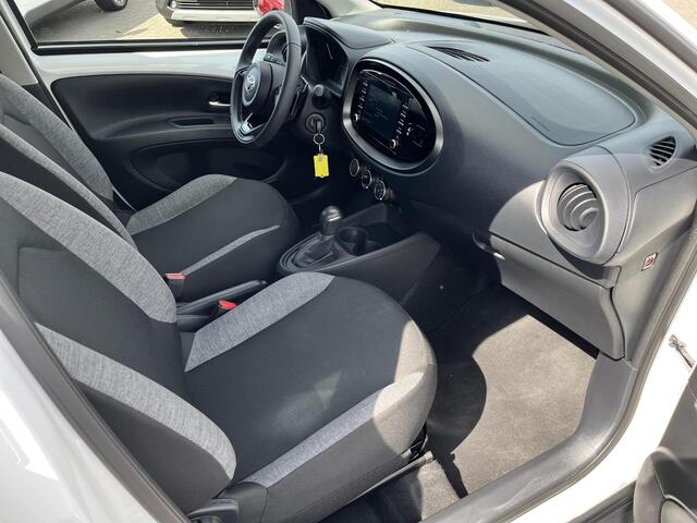 Toyota AYGO X 1.0 VVT-i S-CVT Play | Apple CarPlay/Android auto | Achteruitrijcamera | Airco