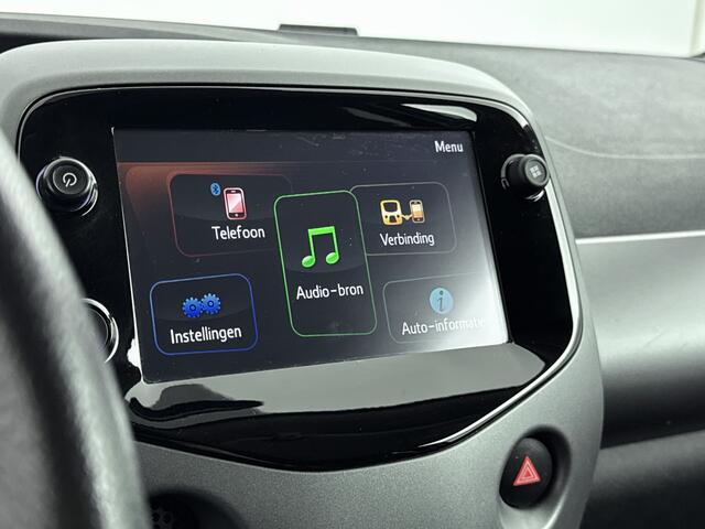 Toyota AYGO 1.0 VVT-i x-cite | NL-Auto | Parkeercamera | Climate Control | Apple Carplay -/ Android Auto |
