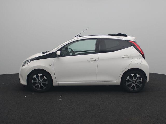 Toyota AYGO 1.0 VVT-i x-first