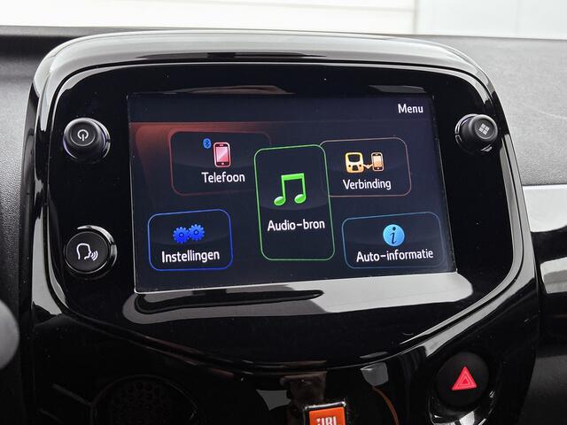 Toyota AYGO 1.0 VVT-i x-JBL | Automaat | Apple Carplay / Android Auto | Climate Control | Camera | LM Velgen |