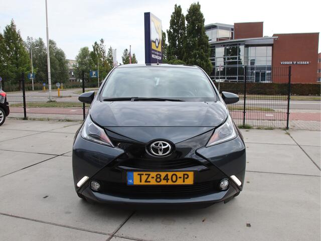 Toyota AYGO 1.0 VVT-i x-play Trekhaak!, Cruise controle, Camera Zomer aanbieding!