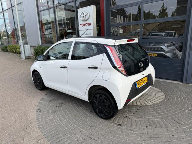 Toyota AYGO 1.0 VVT-i x-fun