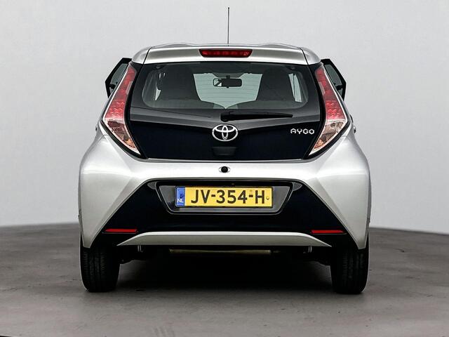 Toyota AYGO 1.0 VVT-i x-play | Airco | Camera | Cruise control |