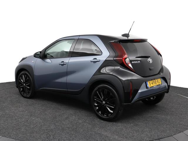 Toyota AYGO X 1.0 VVT-i MT Premium | Parkeersensoren | Stoelverwarming | Navigatie | JBL Audio | 18"LMV |