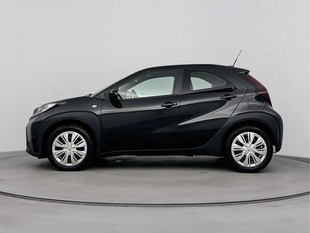 Toyota AYGO X 1.0 VVT-i S-CVT Play