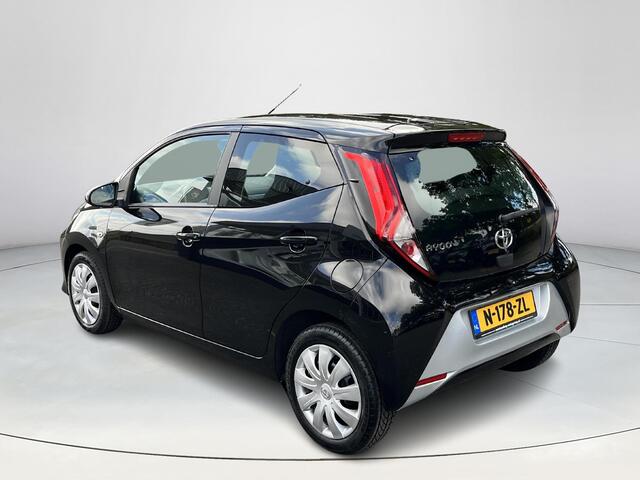 Toyota AYGO 1.0 VVT-i x-play | Airco | Camera