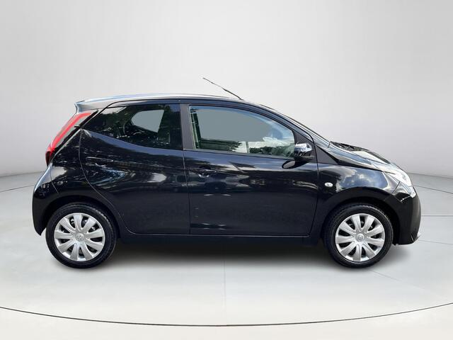 Toyota AYGO 1.0 VVT-i x-play | Airco | Camera