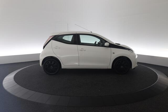 Toyota AYGO 1.0 VVT-i x-play
