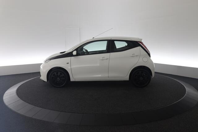 Toyota AYGO 1.0 VVT-i x-play