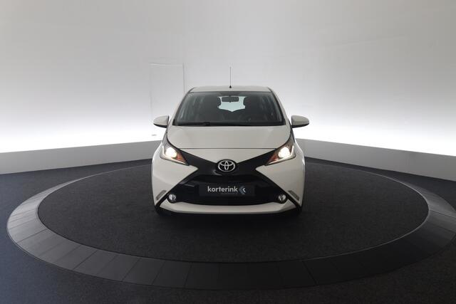 Toyota AYGO 1.0 VVT-i x-play