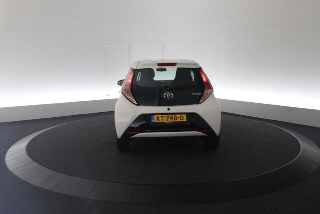 Toyota AYGO 1.0 VVT-i x-play