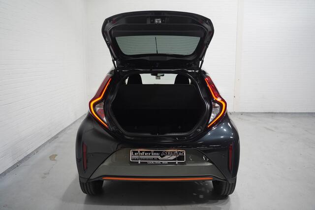 Toyota AYGO X 1.0 VVT-i S-CVT Limited Navigatie Camera NAP Adapative cruise Apple Carplay Led koplampen PDC v+a