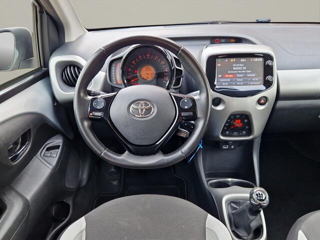 Toyota AYGO 1.0 VVT-i x-pure Clima - Camera - Lichtmetalen velgen