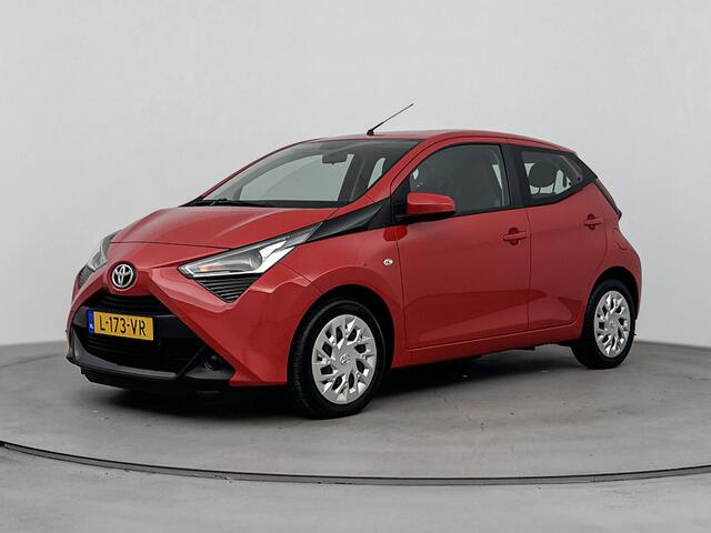 Toyota AYGO 1.0 VVT-i x-play