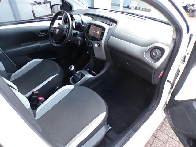 Toyota AYGO 1.0 VVT-i 5-Drs White Edition NIEUW STAAT!