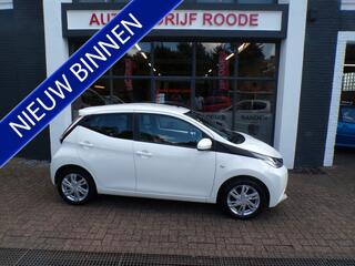 toyota-aygo-1.0-vvt-i-5-drs-white-e