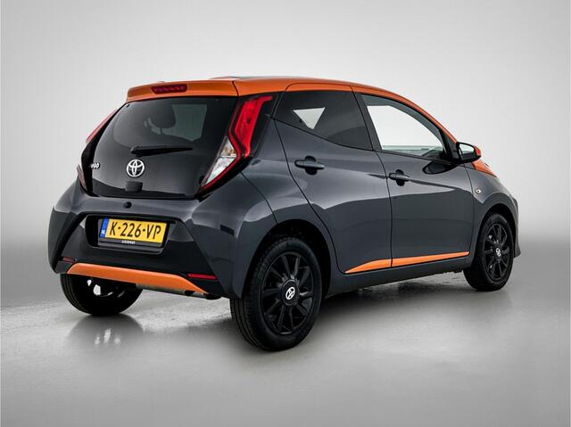 Toyota AYGO 1.0 VVT-i x-JBL | Apple Carplay/Android Auto | LM velgen | Achteruitrijcamera |