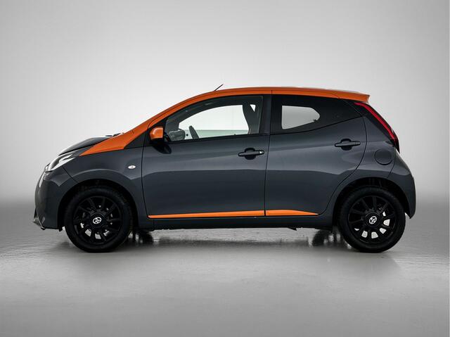 Toyota AYGO 1.0 VVT-i x-JBL | Apple Carplay/Android Auto | LM velgen | Achteruitrijcamera |