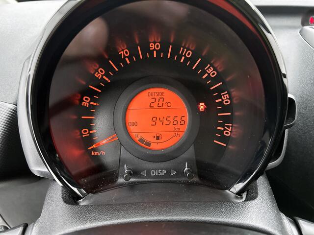 Toyota AYGO 1.0 VVT-i x-fun | Airco | Radio / bluetooth | PE ger. tm 1/9