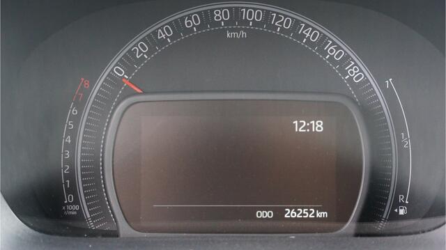 Toyota AYGO X 1.0 VVT-i S-CVT first Rijklaar incl. garantie