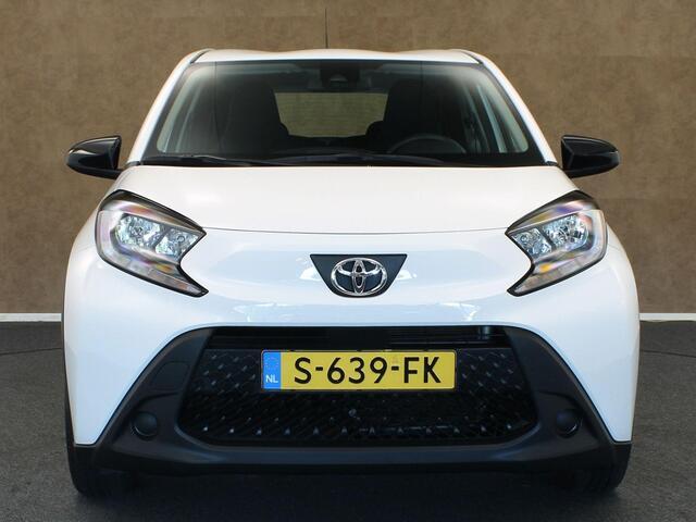 Toyota AYGO X 1.0 VVT-i MT Play - ORIGINEEL NEDERLANDSE AUTO - APPLE CARPLAY/ ANDROID AUTO - ACHTERUITRIJ CAMERA - ADAPTIVE CRUISE CONTROL - DAB+ RADIO - LANE ASSIST