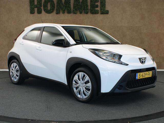Toyota AYGO X 1.0 VVT-i MT Play - ORIGINEEL NEDERLANDSE AUTO - APPLE CARPLAY/ ANDROID AUTO - ACHTERUITRIJ CAMERA - ADAPTIVE CRUISE CONTROL - DAB+ RADIO - LANE ASSIST