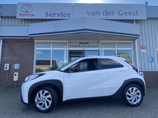 toyota-aygo-x-1.0-vvt-i-mt-first-li