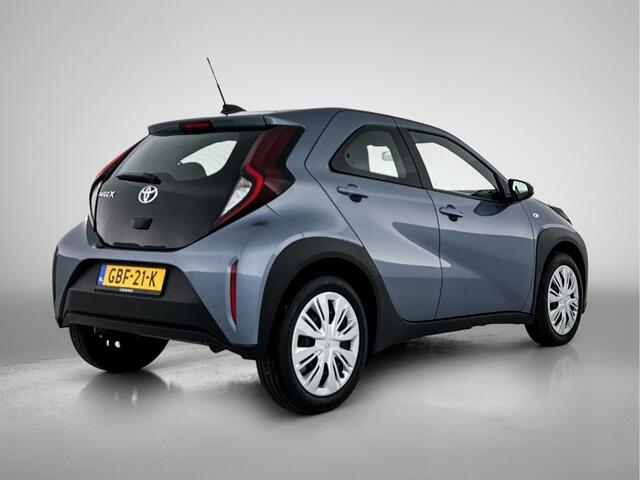 Toyota AYGO X 1.0 VVT-i MT Play | Apple Carplay/Android Auto | Camera | Adaptive Cruise control |