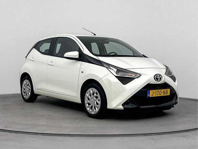 Toyota AYGO 1.0 VVT-i x-play | Apple Carplay & Android Auto | Parkeercamera |
