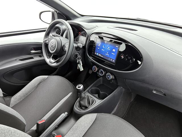 Toyota AYGO X 1.0 VVT-i MT Play