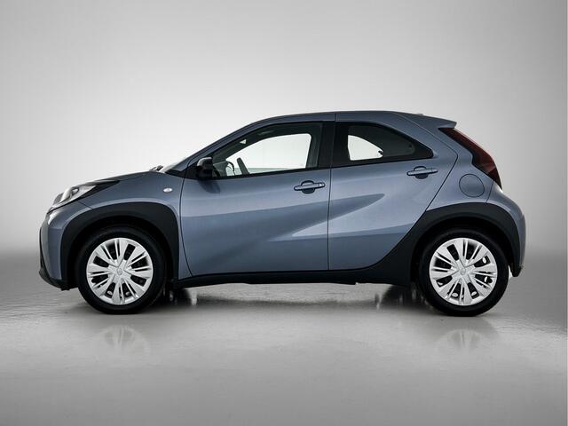 Toyota AYGO X 1.0 VVT-i MT Play | Apple Carplay/Android Auto | Camera | Adaptive Cruise control |