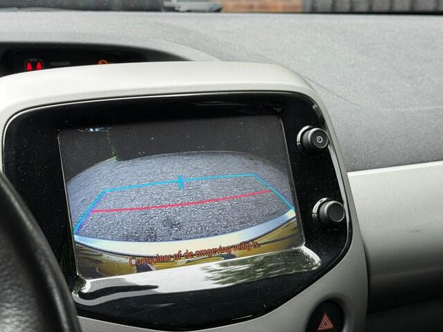 Toyota AYGO 1.0 VVT-i x-play APPLE CARPLAY