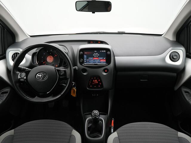 Toyota AYGO 1.0 VVT-i x-joy | 1e eigenaar | Achteruitrijcamera | Climate Control |