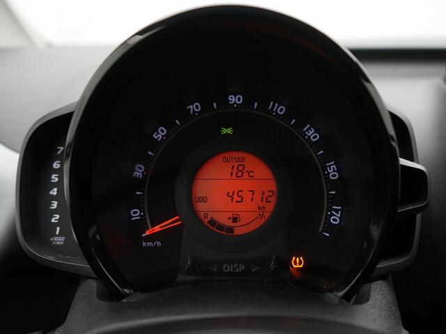 Toyota AYGO 1.0 VVT-i x-joy | 1e eigenaar | Achteruitrijcamera | Climate Control |