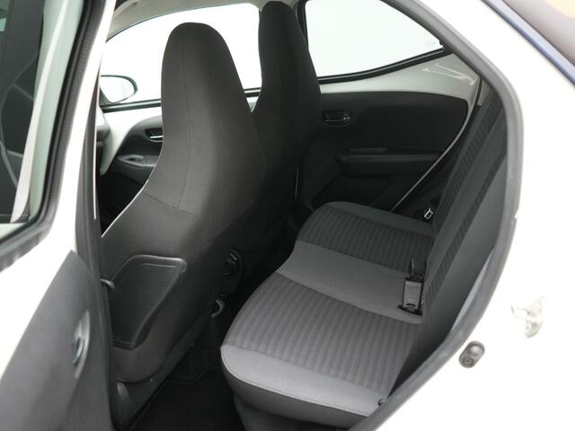 Toyota AYGO 1.0 VVT-i x-joy | 1e eigenaar | Achteruitrijcamera | Climate Control |