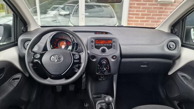 Toyota AYGO 1.0 VVT-i x-fun, Airco, Bluetooth, NL Auto!
