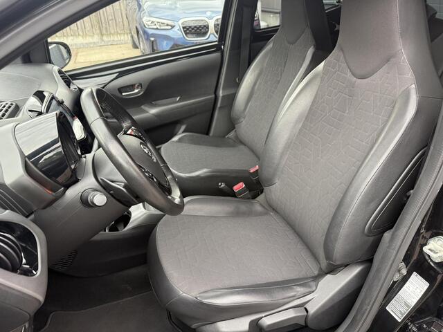 Toyota AYGO 1.0 VVT-i x-play Automaat Camera-Clima-CarPlay