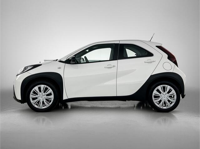 Toyota AYGO X 1.0 VVT-i MT Play