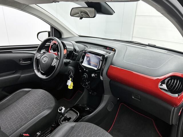 Toyota AYGO 1.0 VVT-i x-cite | Bi-Tone | Half Leder | Lichtmetaal |