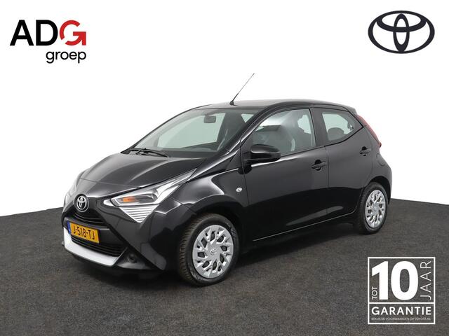 Toyota AYGO 1.0 VVT-i x-play | Airco | Achteruitrijcamera | Apple Carplay | Android Auto |