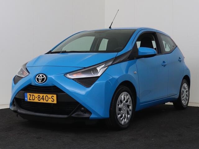 Toyota AYGO 1.0 VVT-i x-play Automaat I Airco I 5 Deurs I Zuinig I Centrale vergrendeling met afstandsbediening I Apple Carplay/Android Auto I Volledig LOUWMAN Onderhouden I