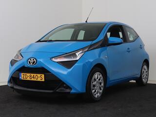 toyota-aygo-1.0-vvt-i-x-play-automa