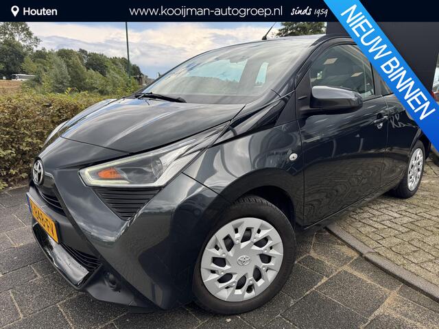 Toyota AYGO 1.0 VVT-i x-play | Eerste Eigenaar | Dealeronderhouden| Unieke Km-Stand | Achteruitrijcamera | Apple Carplay/Android Auto | Enz...