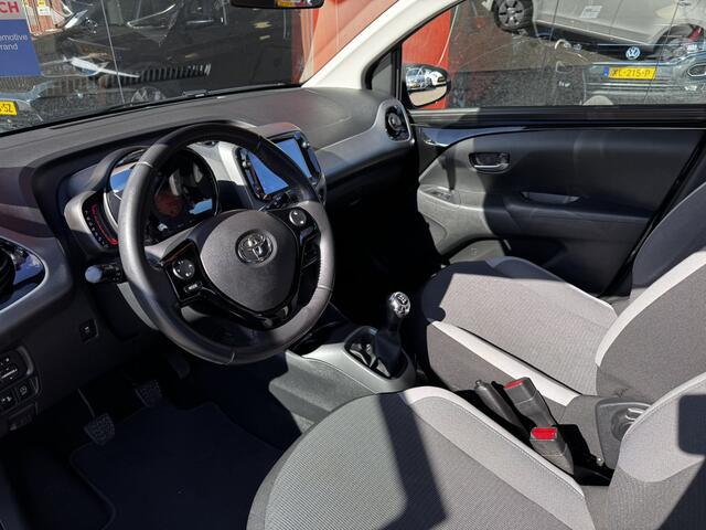 Toyota AYGO 1.0 VVT-i x-play | Airco | Radio | Bluetooth | Camera