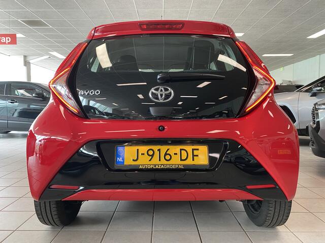 Toyota AYGO 1.0 VVT-i x-play