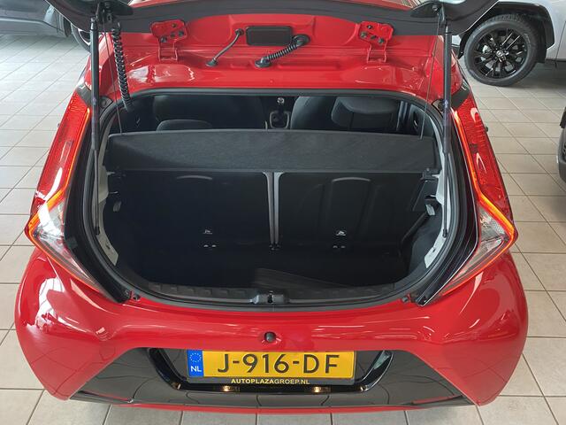Toyota AYGO 1.0 VVT-i x-play