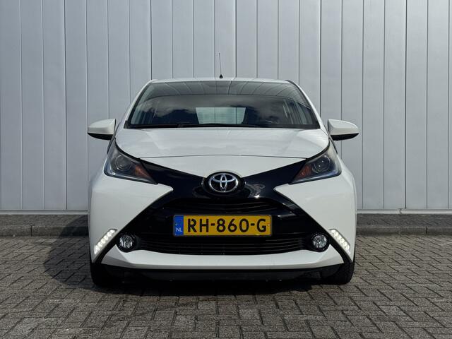 Toyota AYGO 1.0 VVT-i x-play Camera NL Auto